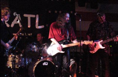 crowd24.jpg