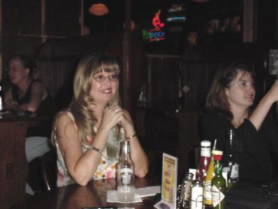 crowd25.jpg